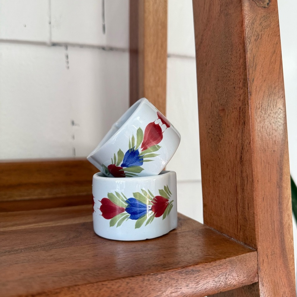 HB HENRIOT QUIMPER FRANCE Floral Ceramic Napkin Rings set of two - Picture 2 of 5